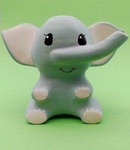 Facing sitting little elephant