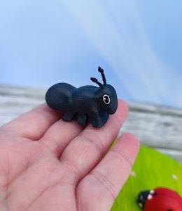 Small ant