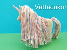 Big unicorn / "cotton candy"
