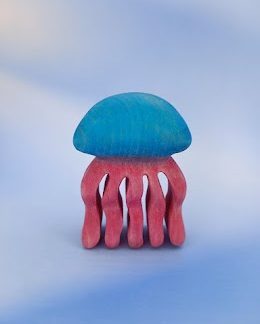 In the dark glow-in-the-dark jellyfish kék-piros