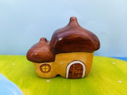 Acorn little house, double