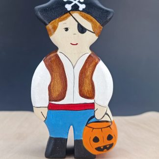 Halloweeni jelmezes kisfiú
